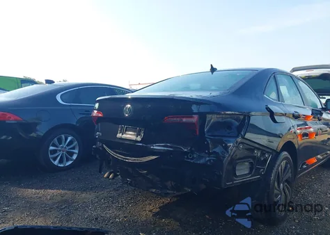 2019 Volkswagen Jetta 1.4T Sel Premium z USA, uszkodzony, nr VIN 3VWG57BU2KM007893